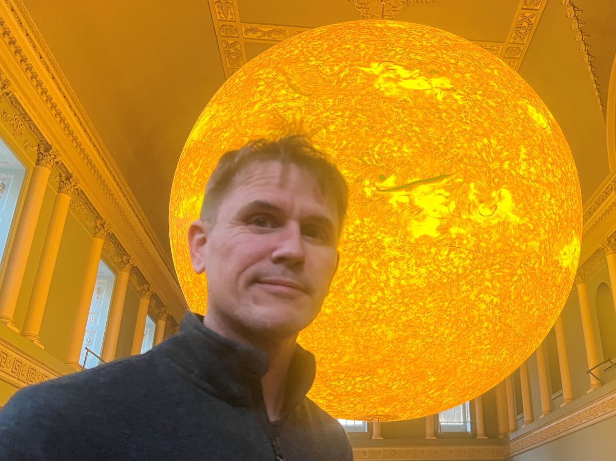 Luke Jerram