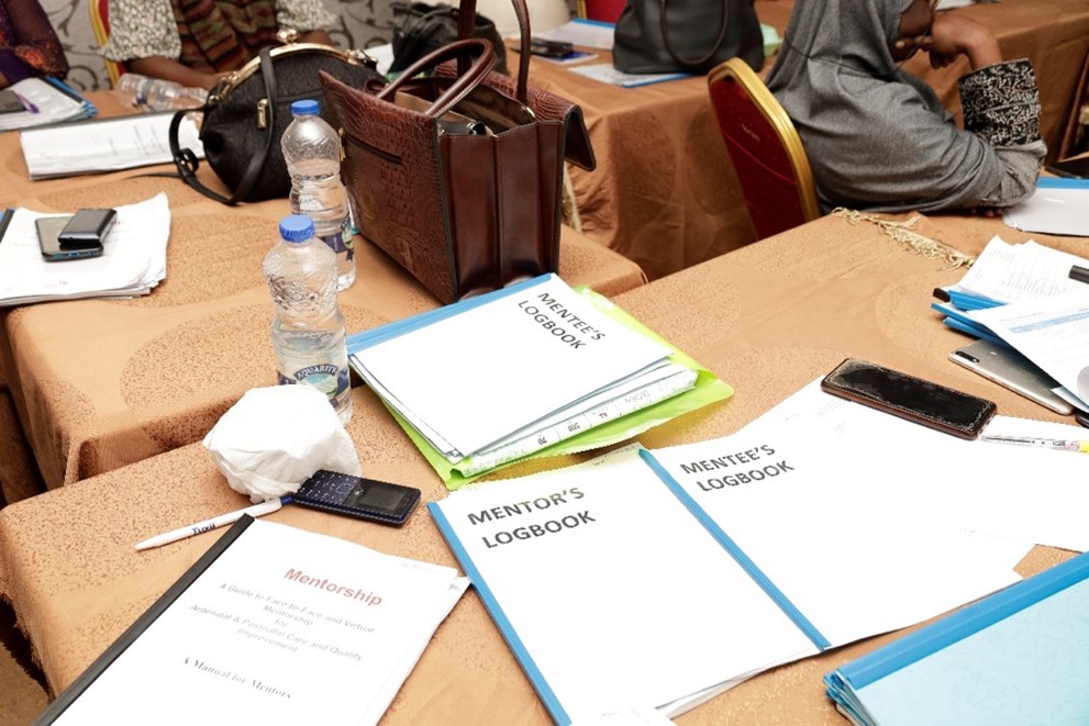 Mentor and mentee logbooks/photo: Adacha Boslam Bello Mentor and mentee logbooks/photo: Adachs Boslam Bello