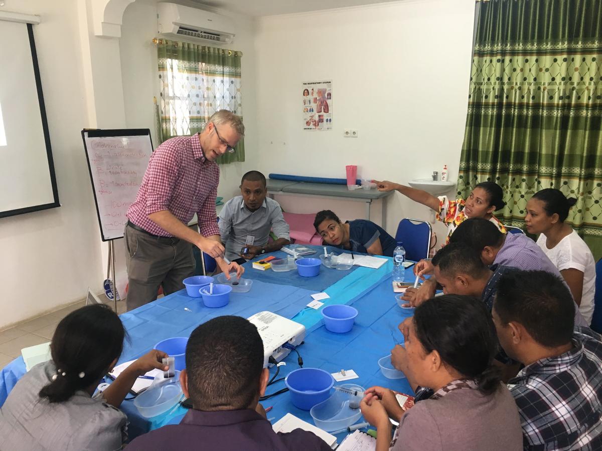 Training Timorese doctors Training Timorese doctors