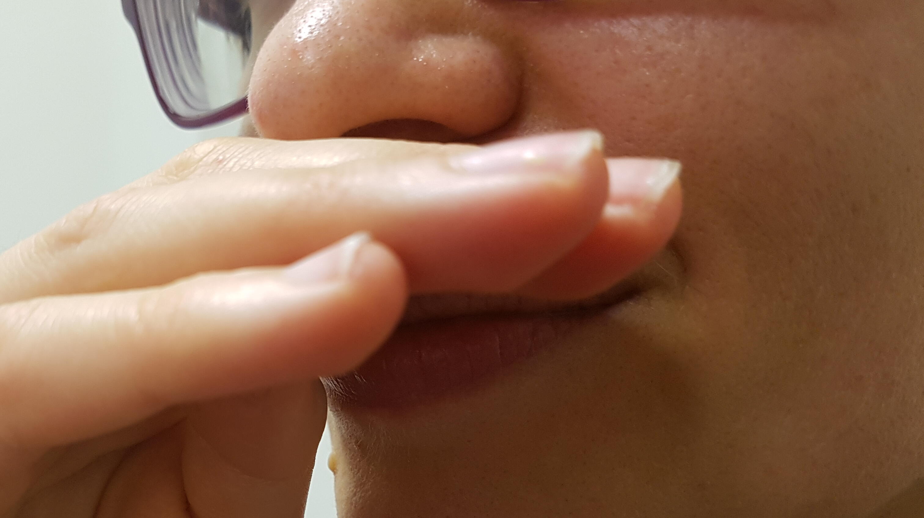 Nose picking and rubbing can spread pneumonia causing bacteria