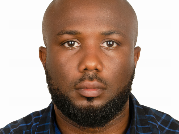 Headshot of Ogunlade Olawale 