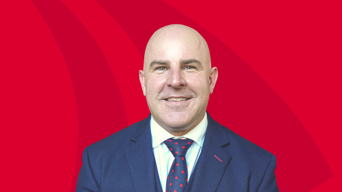 Portrait photo of Tom Fletcher