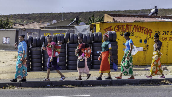 Women walking in Alexandra Township